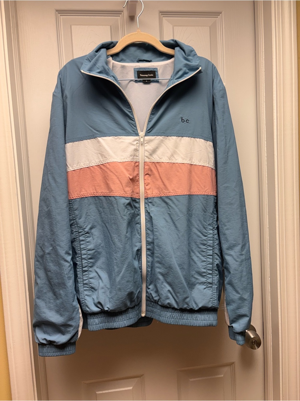 Barney Cools Men’s Colorblock Windbreaker Rain Jacket Blue Pink White Size M